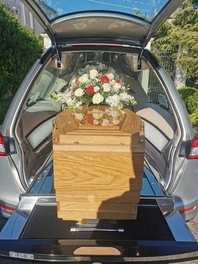 gallery-agenzia-funebre-(3)